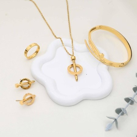 طقم اكسسوارات