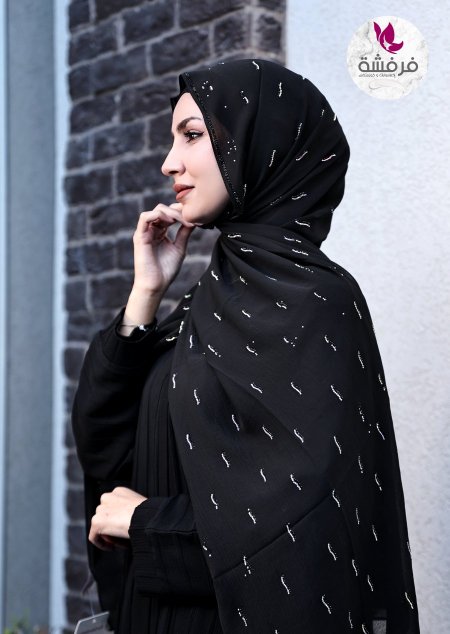 شال كشخة مع ستراس