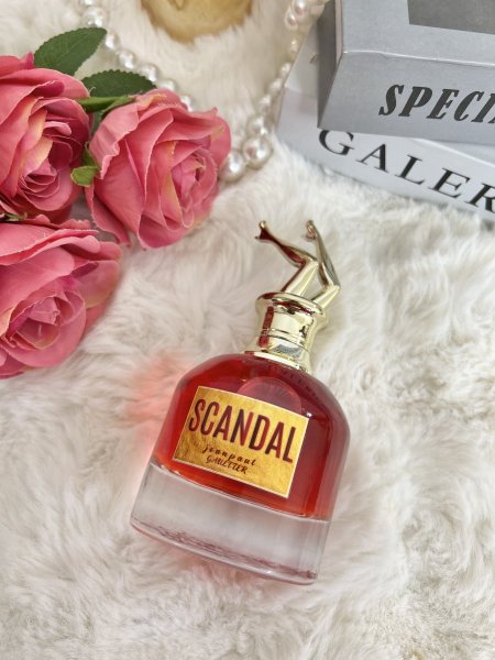 عطر سكاندل